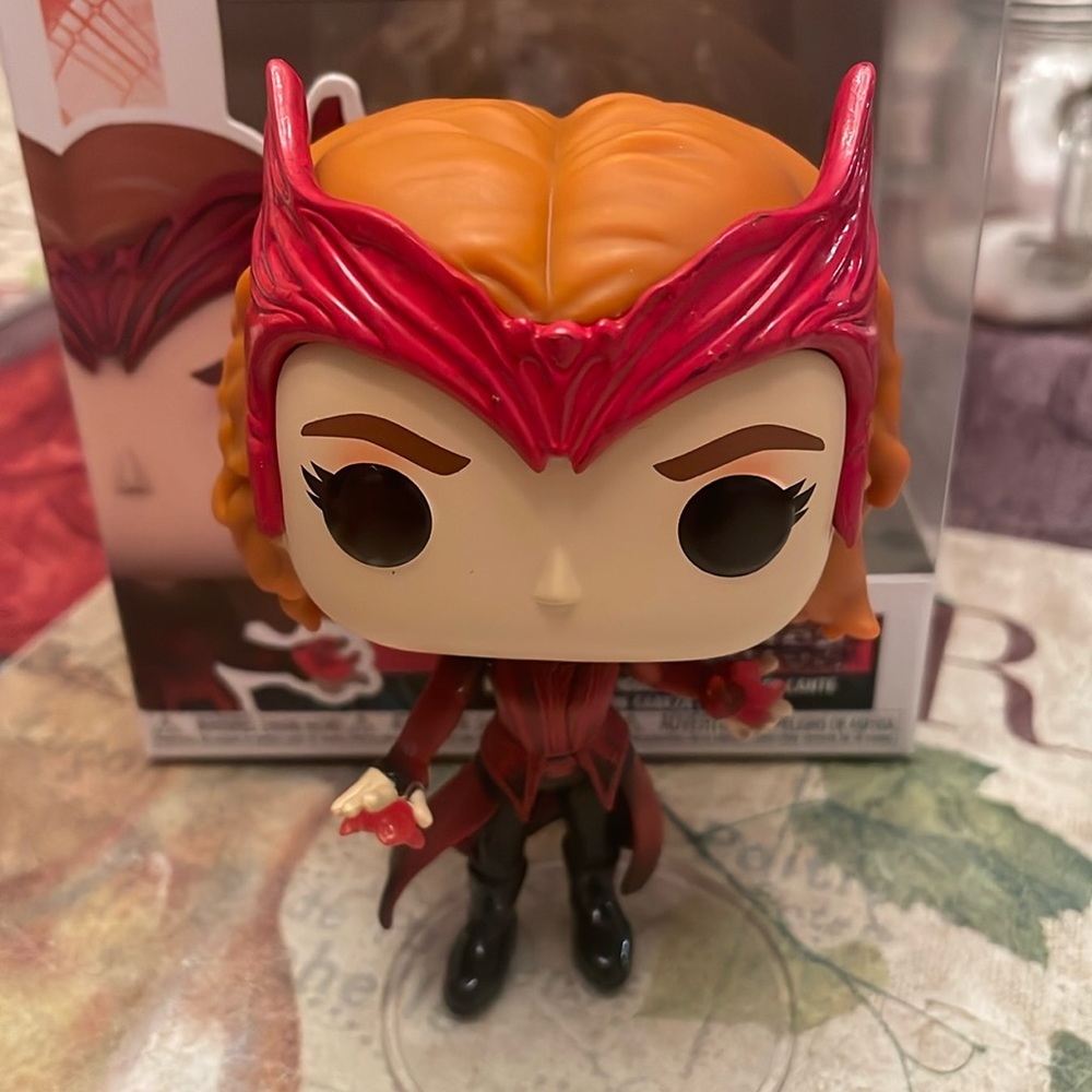 Funko Pop Scarlet witch